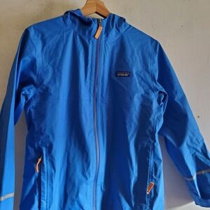 Patagonia Vibrant Blue Jacket Size XL.